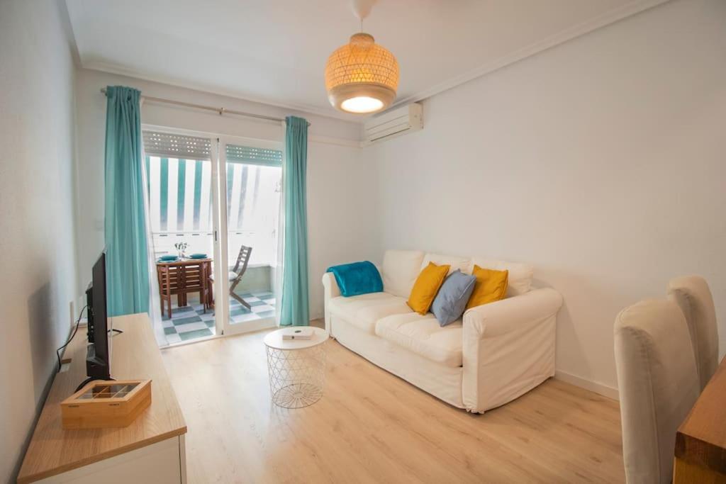 Feines Appartement Mit Hafenblick Santa Pola Exterior photo