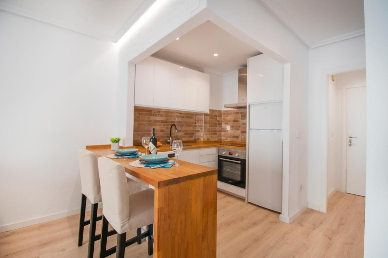 Feines Appartement Mit Hafenblick Santa Pola Exterior photo